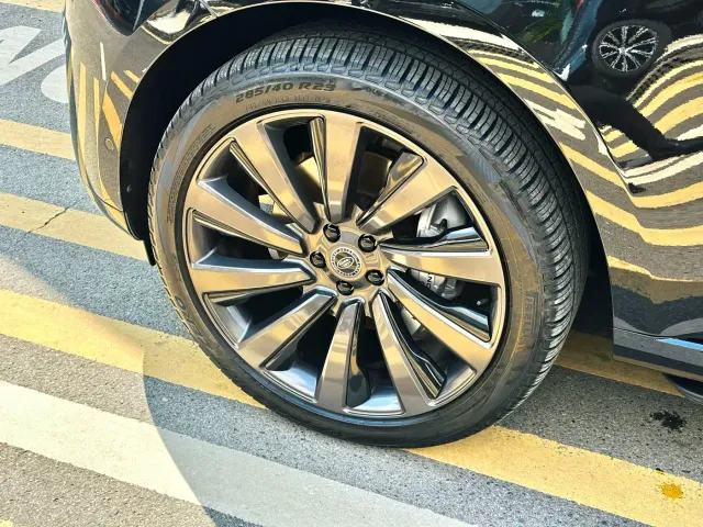 Land Rover Range Rover — Фото автомобиля 18