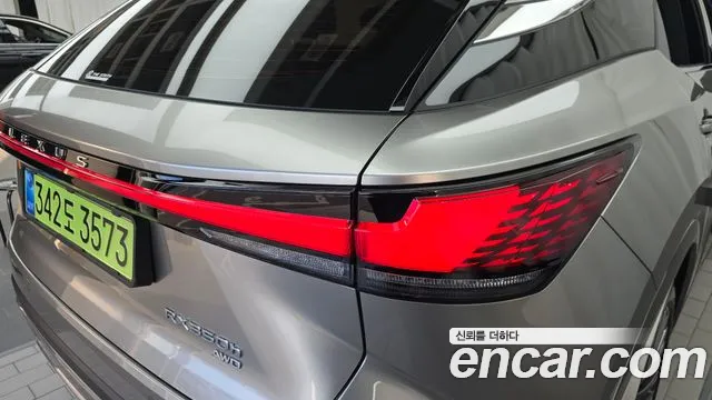 Lexus RX — Фото автомобиля 23