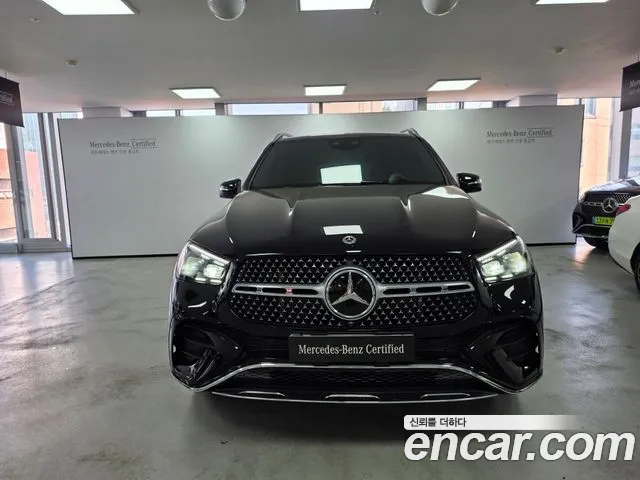 Mercedes-Benz GLE-Class — Фото автомобиля 3