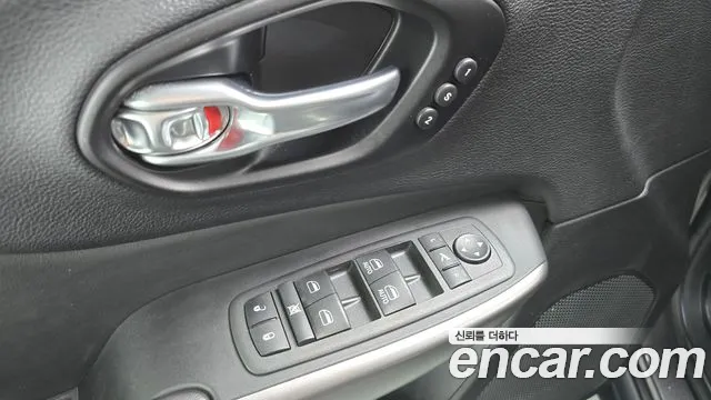 Jeep Cherokee Cherokee(KL) 2.4 Limited 2WD — Фото автомобиля 19