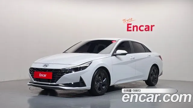 Фотография автомобиля — Hyundai Avante CN7