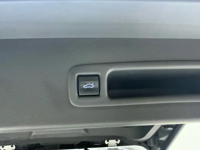 Toyota Granvia — Фото автомобиля 18
