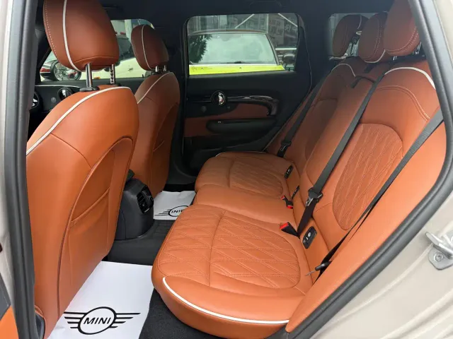 MINI Clubman — Фото автомобиля 12