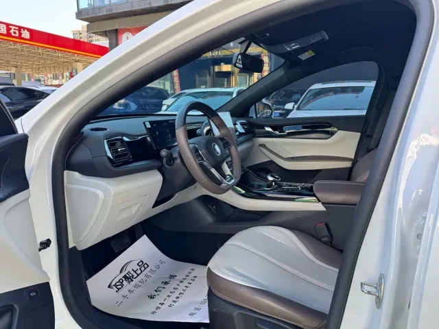 BYD Qin PLUS — Фото автомобиля 4