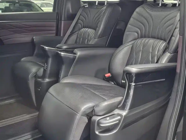 GAC Trumpchi M8 — Фото автомобиля 12