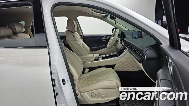 Genesis GV80 — Фото автомобиля 17