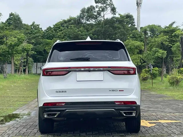 Jetour X90 Plus — Фото автомобиля 10