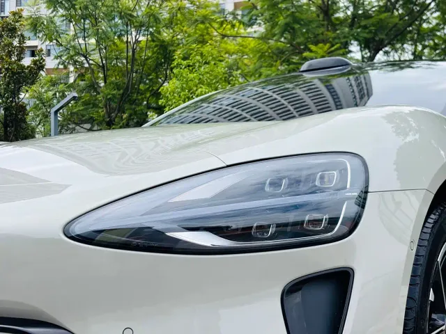 Xiaomi SU7 — Фото автомобиля 5