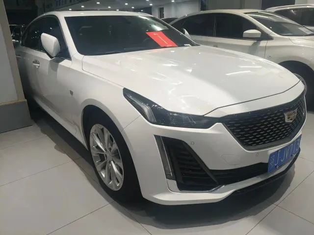 Cadillac CT5 — Фото автомобиля 3