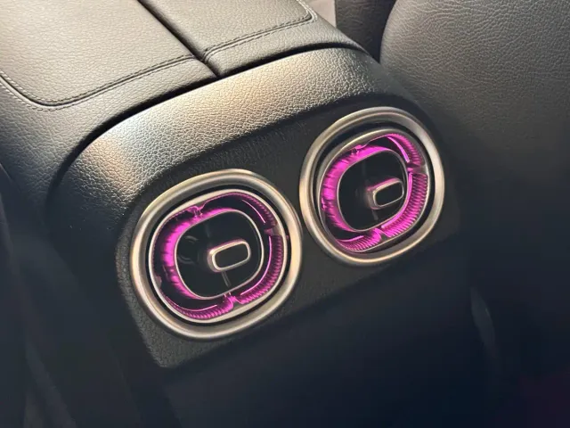 Mercedes-Benz C-Class — Фото автомобиля 10