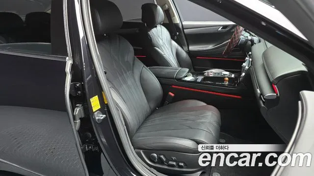 Genesis G80 Бензин 2.5 турбо AWD — Фото автомобиля 12