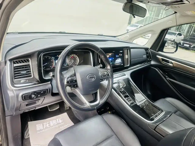 GAC Trumpchi M8 — Фото автомобиля 24