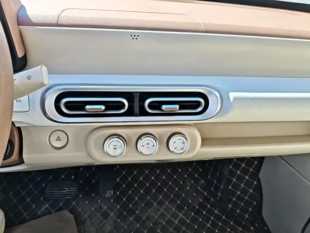 Wuling Hongguang Mini EV — Фото автомобиля 12