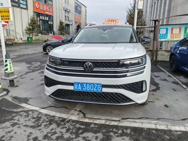 Volkswagen Talagon — Фото автомобиля 2