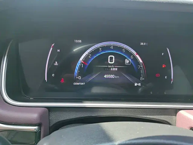 GAC Trumpchi M6 — Фото автомобиля 15