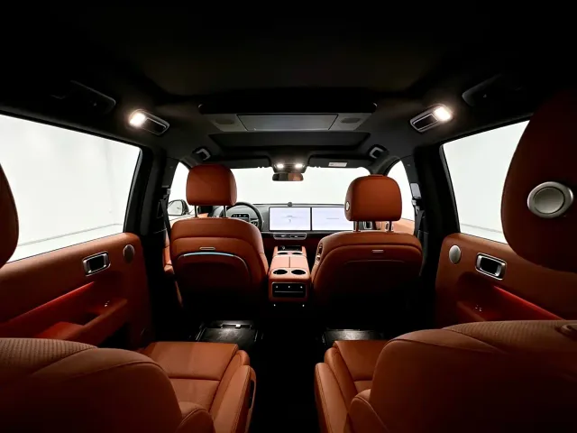 Li Auto L9 — Фото автомобиля 13