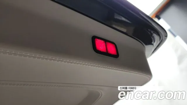 Mercedes-Benz GLS-Class — Фото автомобиля 29