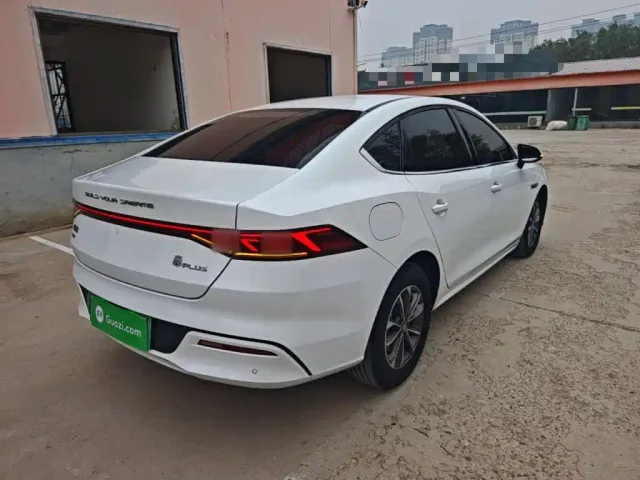 BYD Qin PLUS — Фото автомобиля 6
