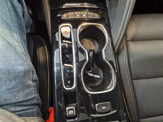 Buick Envision Plus — Фото автомобиля 15