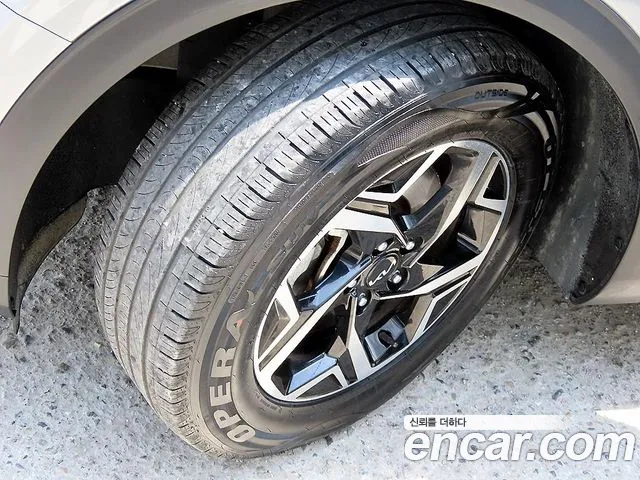 Kia Sportage Sportage 5-е поколение Бензин 1.6 Turbo 4WD — Фото автомобиля 19