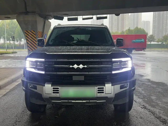 BYD FangChengBao Leopard 5 — Фото автомобиля 3