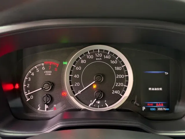 Toyota Corolla — Фото автомобиля 16