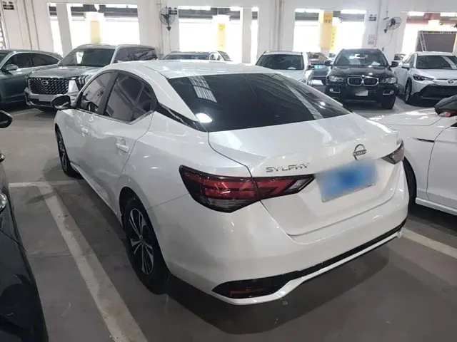 Nissan Sylphy — Фото автомобиля 4