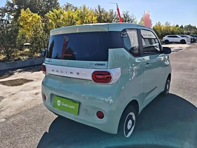 Wuling Hongguang Mini EV — Фото автомобиля 6