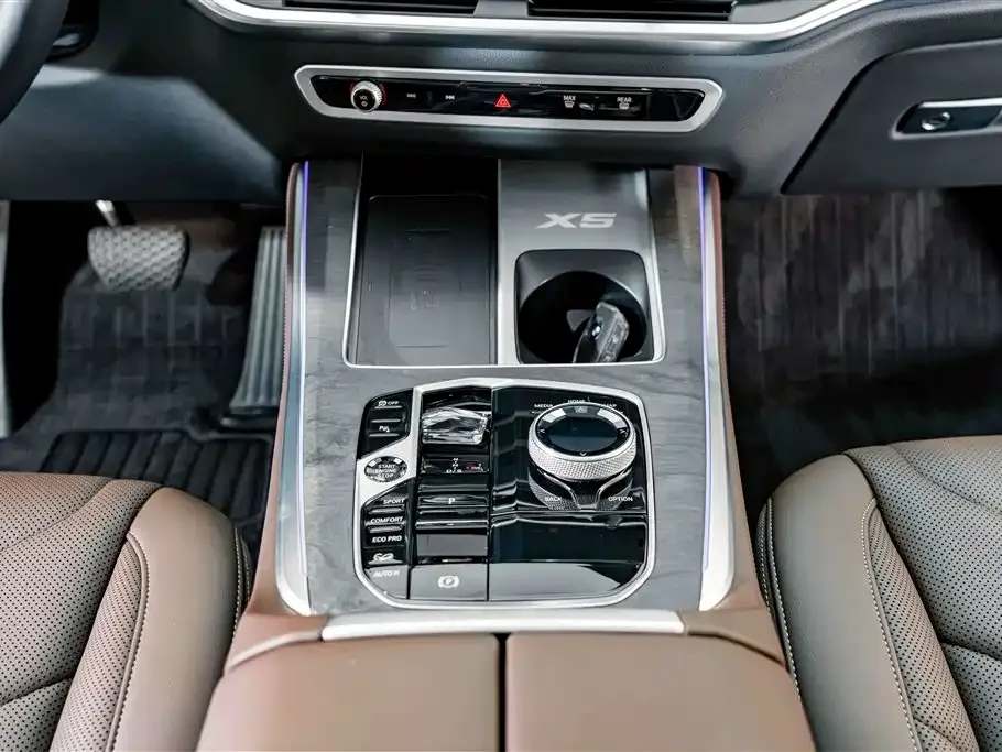 BMW BMW X5 2023 xDrive 30Li Premium M Sport Package — Фото автомобиля 15