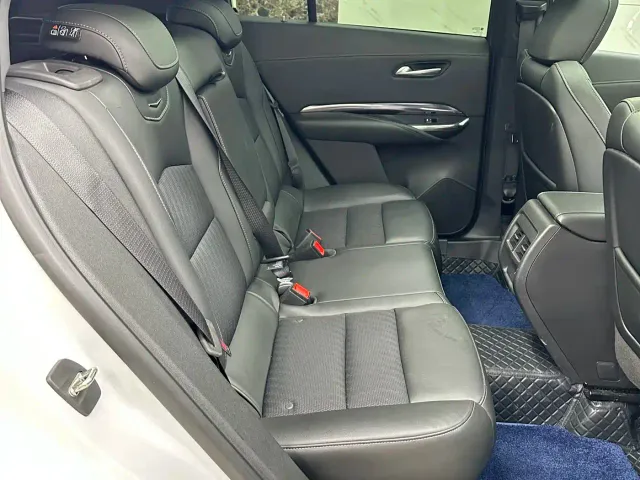 Cadillac XT4 — Фото автомобиля 12