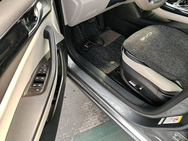BYD Qin PLUS — Фото автомобиля 15