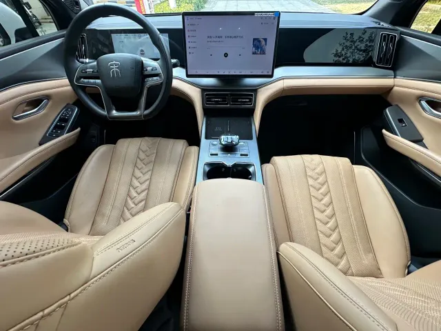 BYD Song L DM-i — Фото автомобиля 12