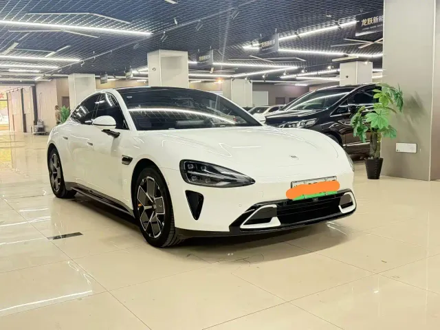 Xiaomi SU7 — Фото автомобиля 3