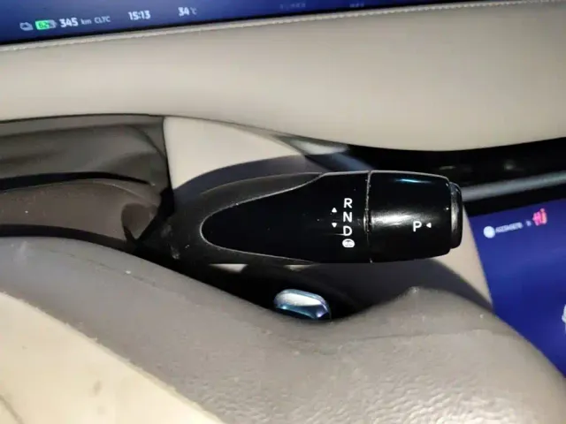 IM Motors LS6 — Фото автомобиля 9