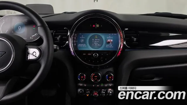 Mini Cooper Cooper 5 дверей Classic — Фото автомобиля 14