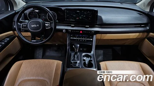 Kia Carnival Generation 4 — Фото автомобиля 7