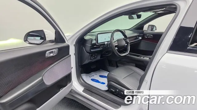 Hyundai Ioniq 6 — Фото автомобиля 10