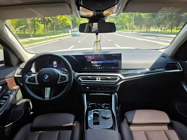 BMW i3 — Фото автомобиля 5