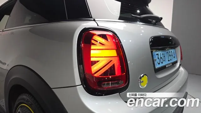 Mini Cooper — Фото автомобиля 20