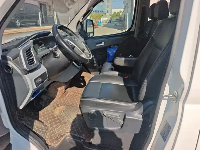 Maxus Xintu V80 — Фото автомобиля 11