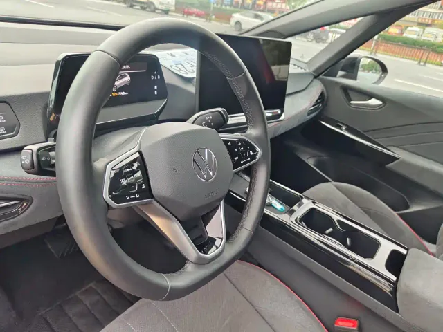 Volkswagen ID.3 — Фото автомобиля 11