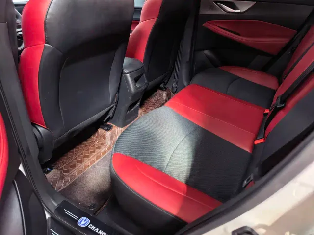 Changan CS35 Plus — Фото автомобиля 8