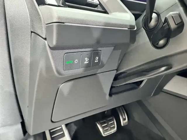 Audi Q5 e-tron — Фото автомобиля 16