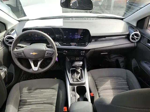 Chevrolet Monza — Фото автомобиля 9