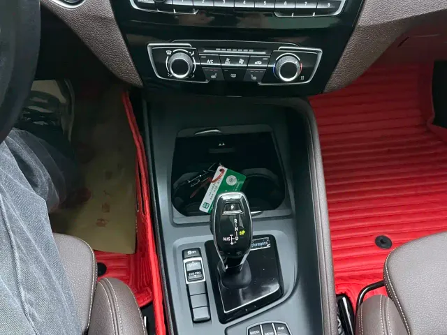 BMW X1 — Фото автомобиля 11