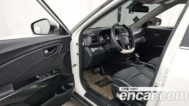KG_Mobility_Ssangyong TIBOLI Very New Tivoli Бензин 1.5 2WD — Фото автомобиля 10