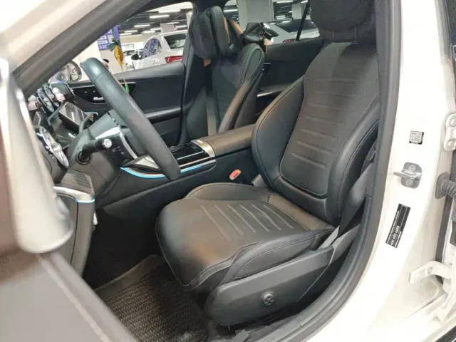 Mercedes-Benz C-Class — Фото автомобиля 14