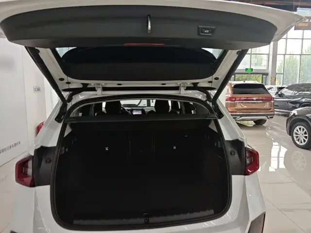BMW X1 — Фото автомобиля 18