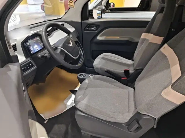 Wuling Hongguang Mini EV — Фото автомобиля 14