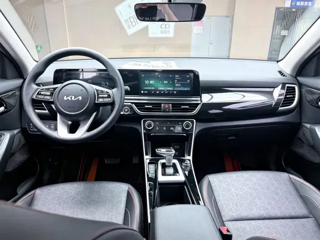 Kia Seltos — Фото автомобиля 11